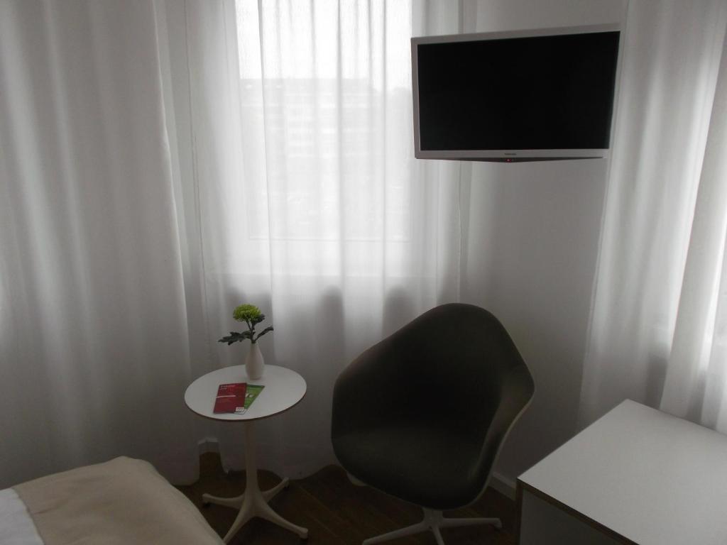 Art Hotel Ufer Ντίσελντορφ Δωμάτιο φωτογραφία