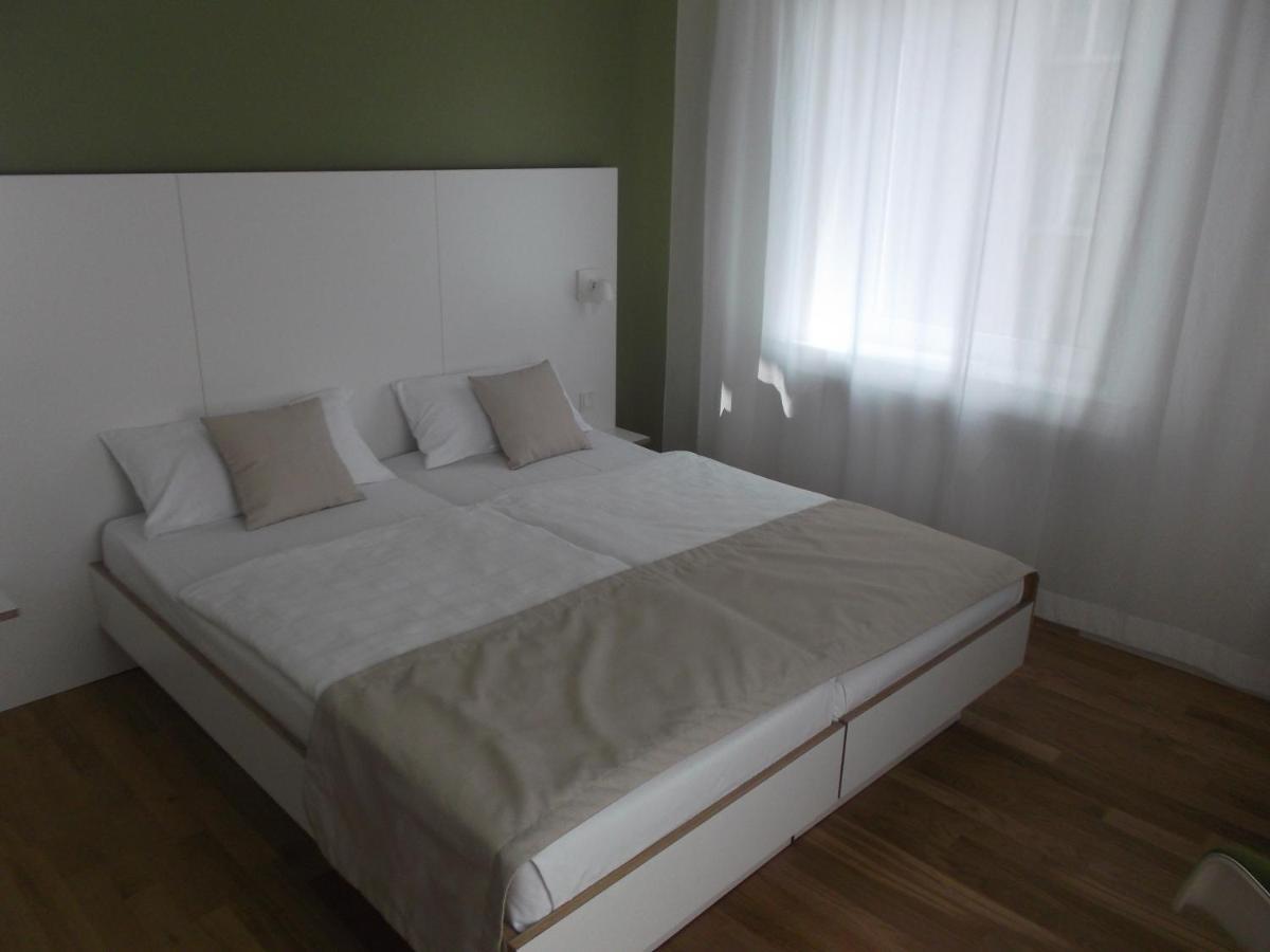 Art Hotel Ufer Ντίσελντορφ Δωμάτιο φωτογραφία